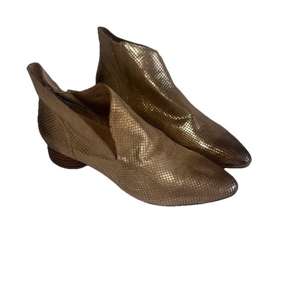 NEW Antelope Bronze REN Laser Boho Ankle Boots Smokey Gold Slip-On Women Size 38 - Picture 2 of 6